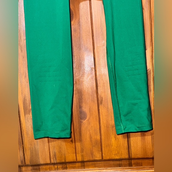 NIKE PRO COMBAT NBA LEGGINGS SIZE XL WORN ONCE OR TWICE - Picture 3 of 8